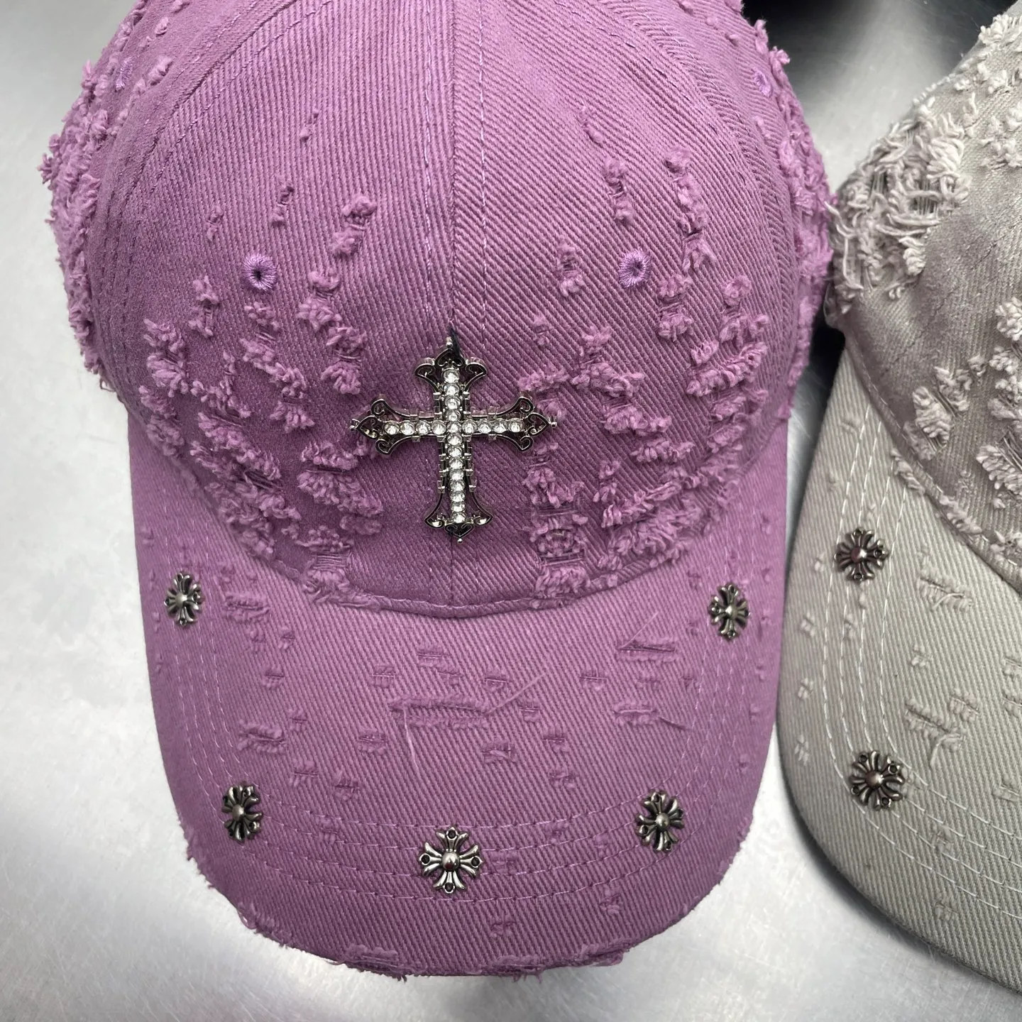 Private message for price inquiry! 🆕Crow Heart Baseball Cap